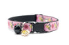 Premium Quality Nylon Pet Cat Kitten Neck Collar with Bee Pendant White Bell