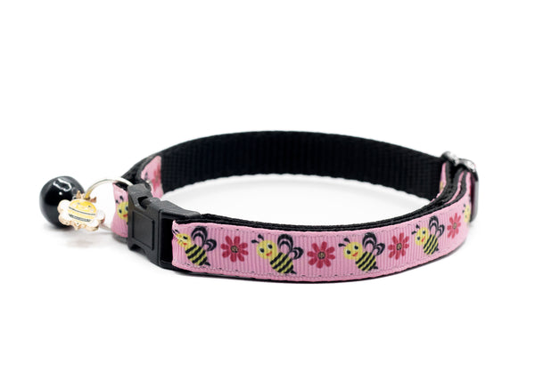 Premium Quality Nylon Pet Cat Kitten Neck Collar with Bee Pendant Black Bell