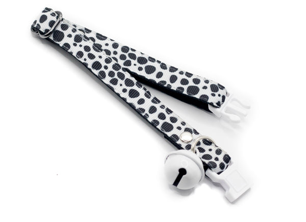 Premium Quality Nylon Cat Kitten Neck Collar Panda Dots Pattern with Big Bell