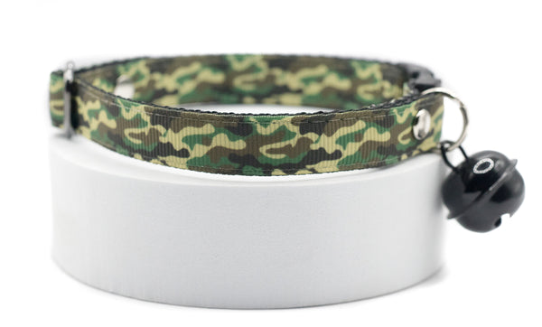 Premium Quality Nylon Cat Kitten Neck Collar Army Pattern Black Buckle with Big Bell