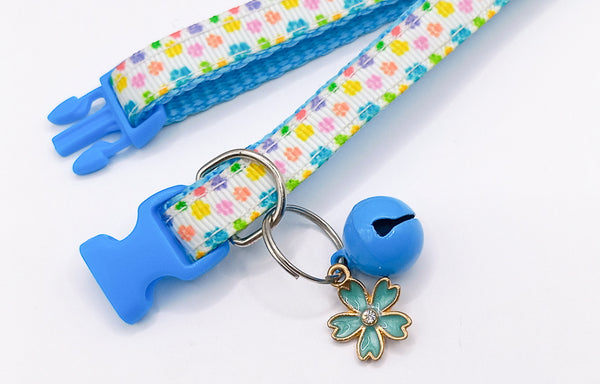 Paw Pattern Cat Kitten Pet Adjustable Neck Collar with Floral Pendant Blue Buckle