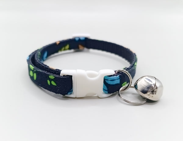Leaves Printed Cat Pet Kitten Hand Made Fabric Bow, Scarf Neck Collar with Bell