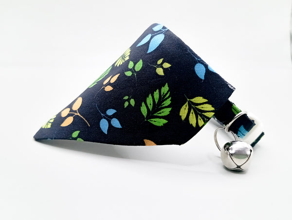 Leaves Printed Cat Pet Kitten Hand Made Fabric Bow, Scarf Neck Collar with Bell
