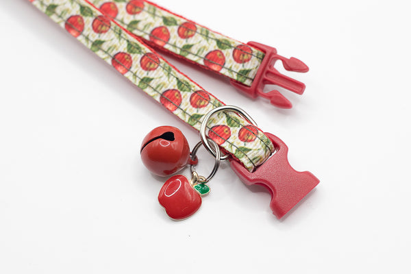 Apple Pendant with Cat Kitten Adjustable Neck Collar And Small Bell