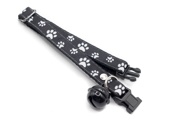 Premium Quality Nylon Cat Kitten Neck Collar Paw Pattern with Big Bell