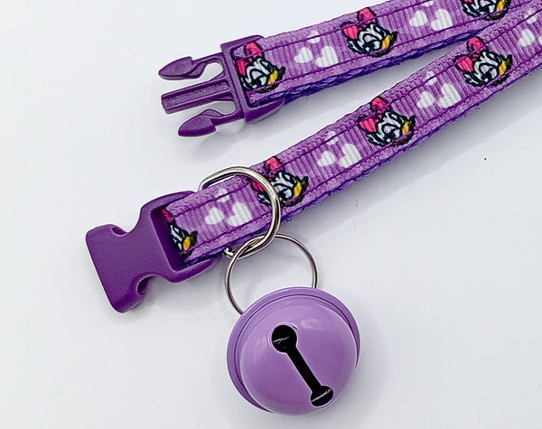 Pet Hand Made Adjustable Neck Collar White Quick Release Buckle and Big Bell Cat Kitten